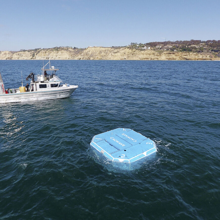 CalWave-Pilot-23-scaled_bearb CalWave-Pilot-23-scaled_bearb