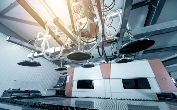 AdobeStock_382860283_lichtpunkt_bearb_web